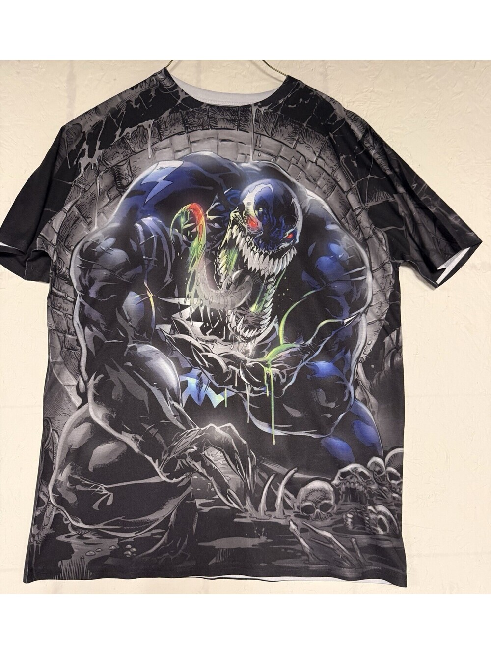 Men's Marvel Venom Black/Gray Polyester Knit Graphic Tee, Crew Neck, L
